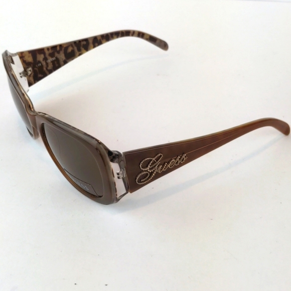 Guess Sunglasses NWOT - Picture 2 of 5